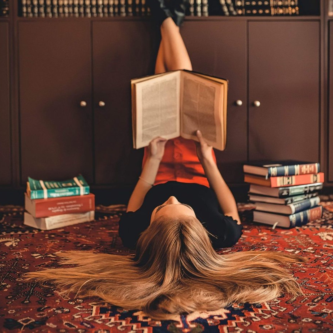 Las 8 mejores escritoras españolas actuales y sus libros